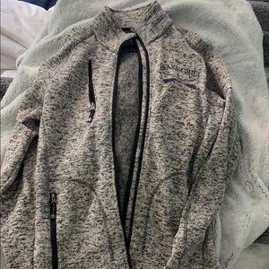 Zip up